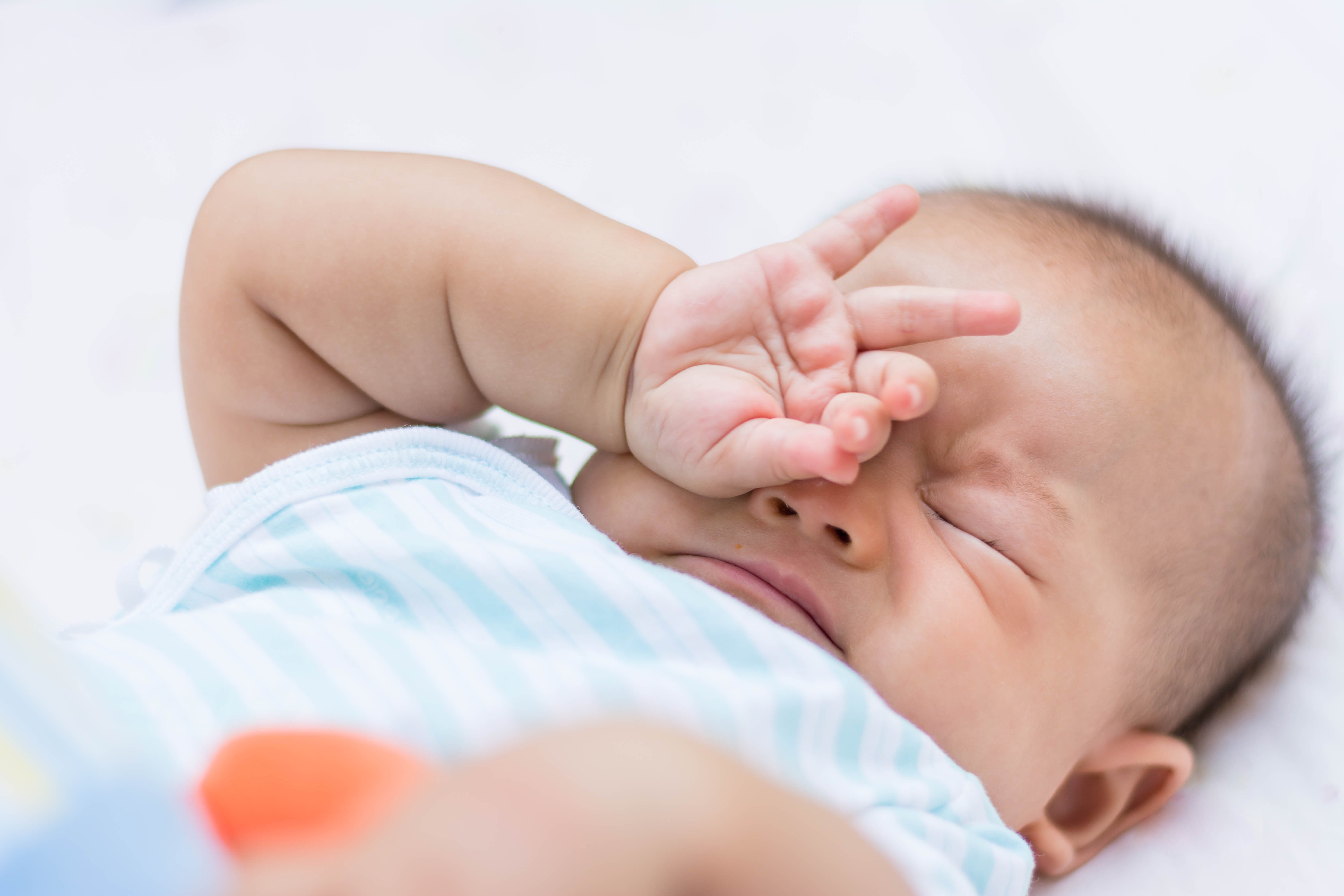 Baby Sleep Struggles: Teething or Regression?