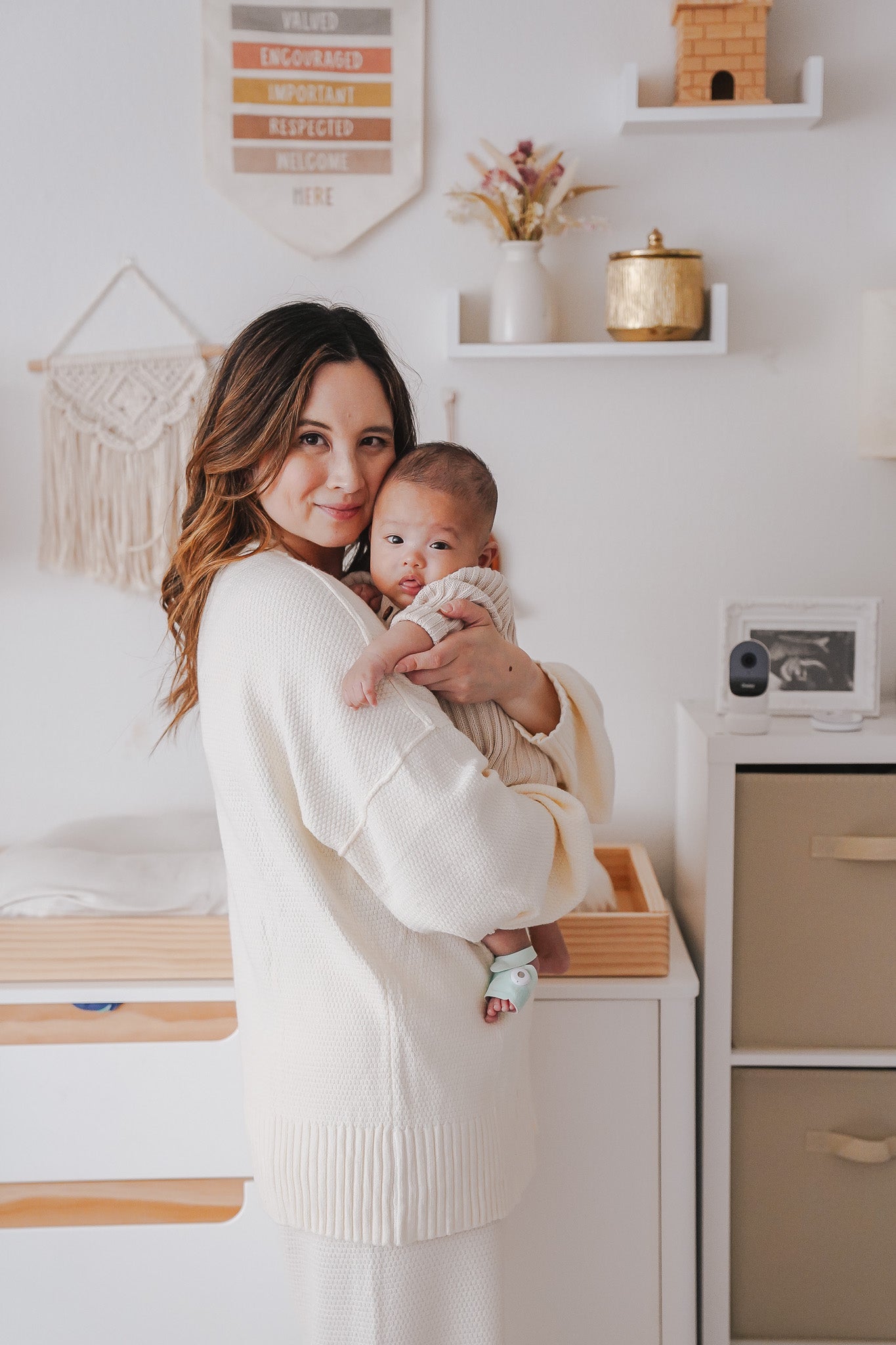 Gift Guide: What New Moms Actually Want This Holiday Season