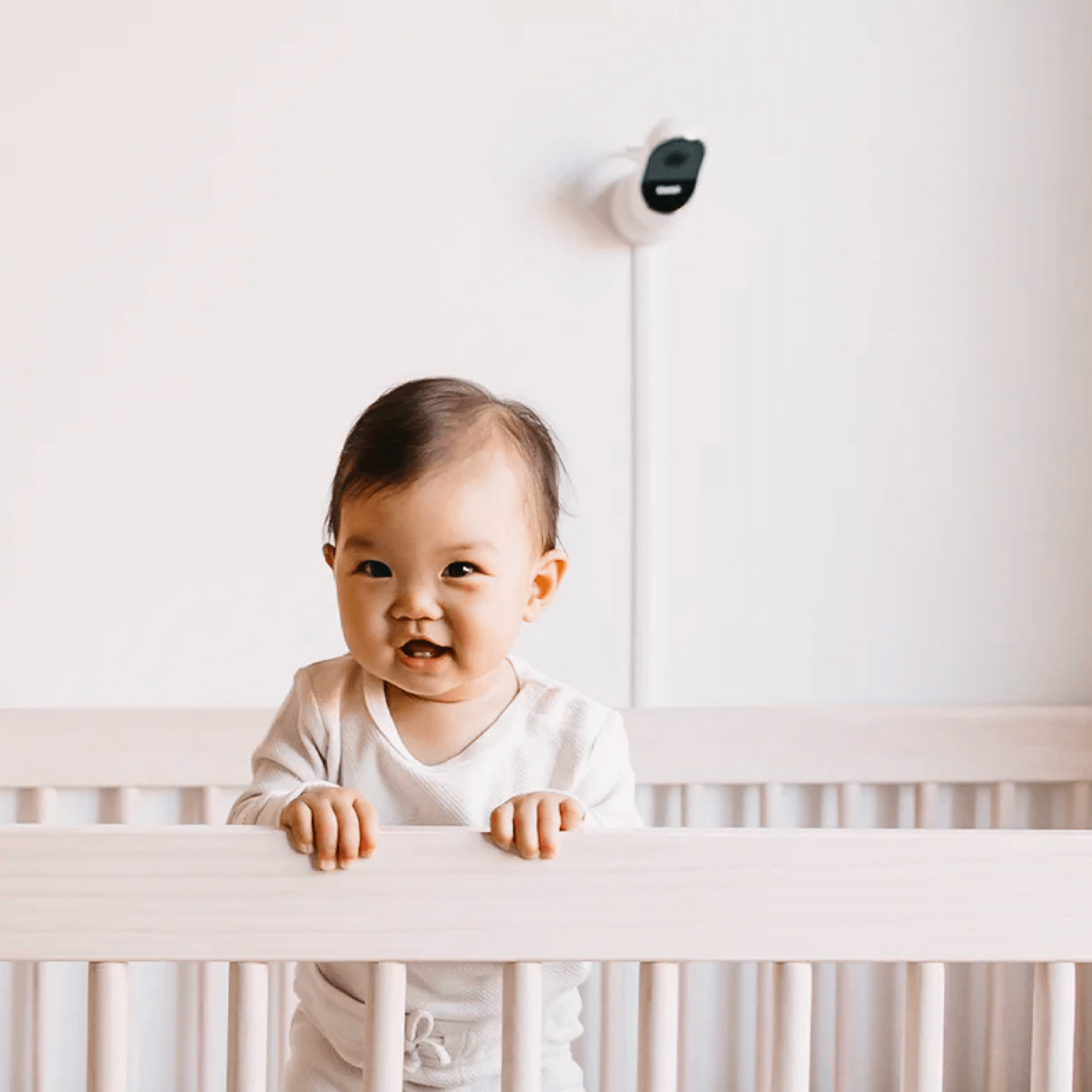 Owlet Cam Smart Baby Monitor - HD Video Monitor with Camera, Wide Angle  Lens, Audio and Background Sound, Encrypted WiFi, Motion and Sound